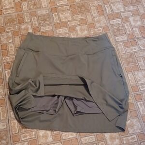 Olive Green Women's Skort  Womeb's Size Xxlarge